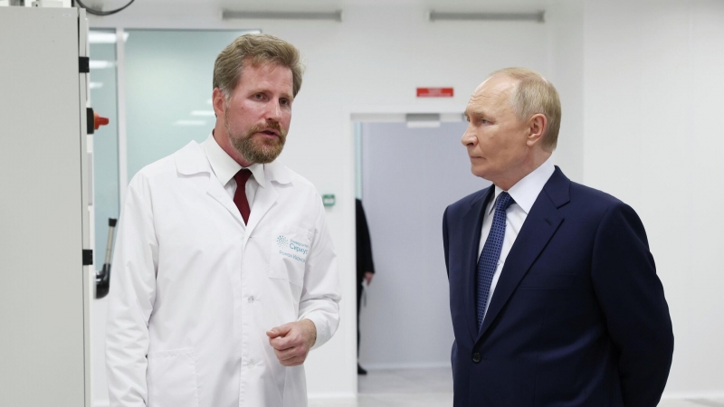 Путину рассказали об интересе других стран к российской биомедицине