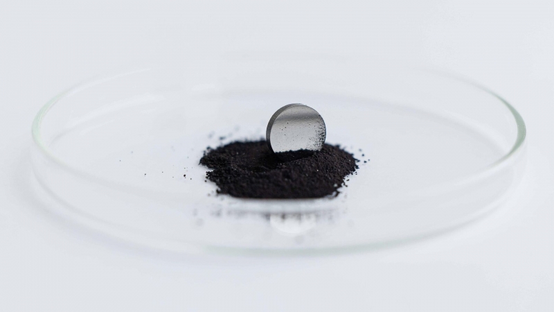 В Томске создали "космическую" керамику на открытом воздухе