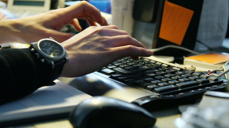 Каждый второй россиянин не знает, что такое дипфейк, показало исследование