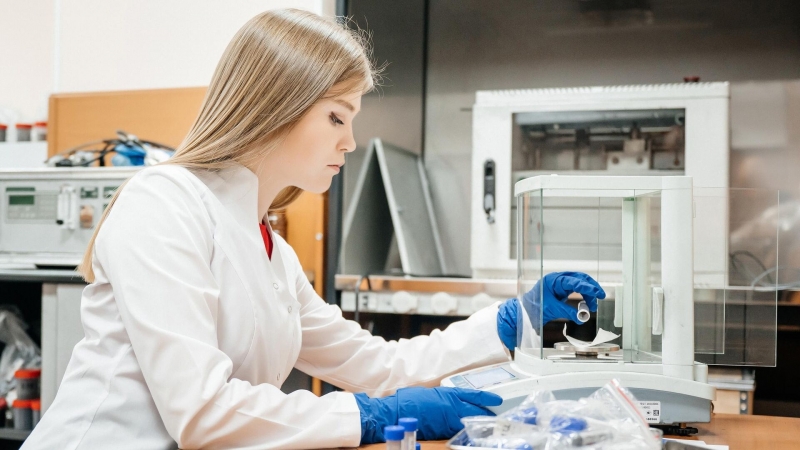 В Томске создали "космическую" керамику на открытом воздухе