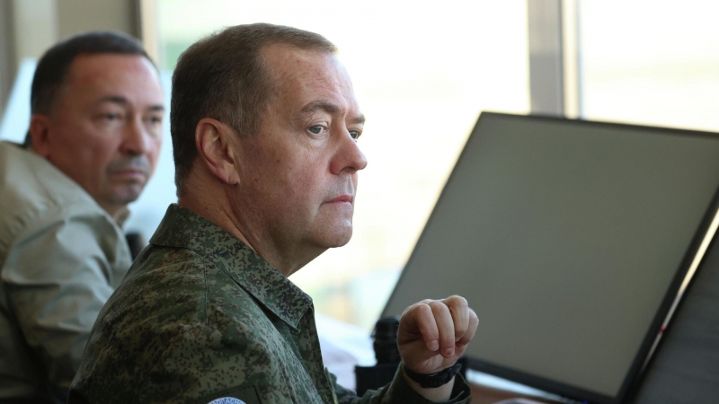 Медведев предложил обсудить вопросы ПВО и противодействия БПЛА