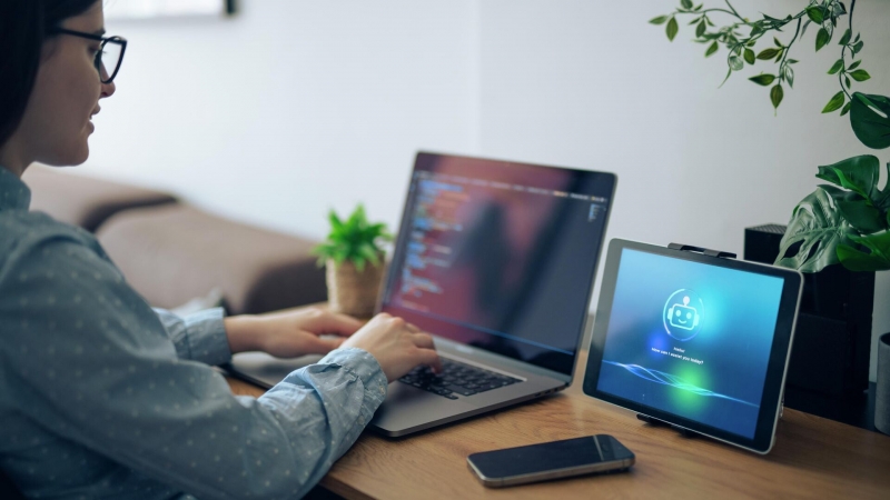 Билайн запустил бесплатный тест-драйв платформы ИИ-агентов для компаний