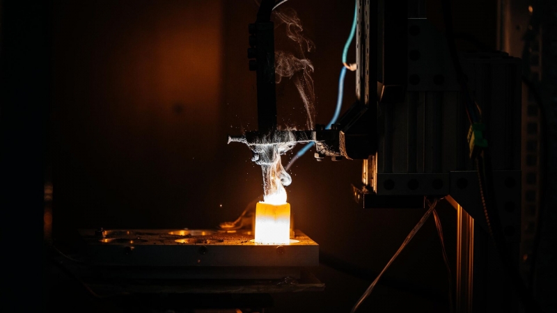 В Томске создали "космическую" керамику на открытом воздухе